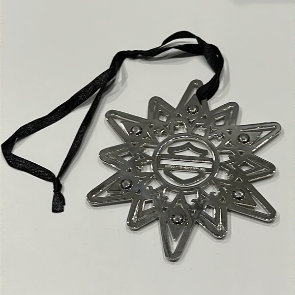 Harley-Davidson Bar & Shield Star Rhinestone Holiday Chrome Plated Ornament - Picture 3 of 5